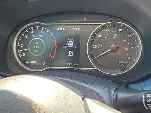 2024 Nissan Versa 1.6 SV