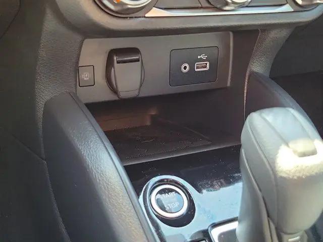 2024 Nissan Versa 1.6 SV