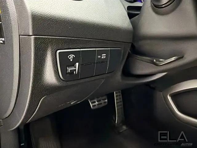 2014 Hyundai Veloster Turbo w/Black