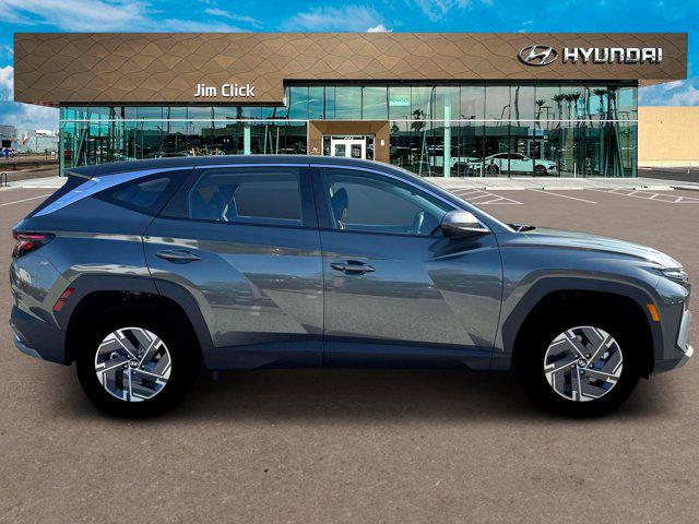 2026 Hyundai Tucson Hybrid Blue SE