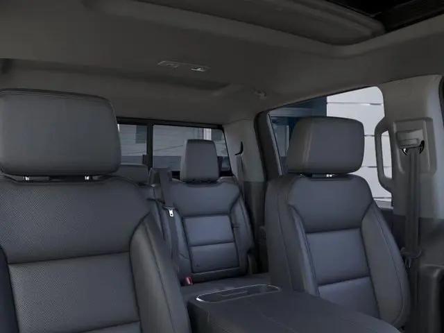 2026 GMC Sierra 1500 Crew Cab, Short Bed, SLT, 4WD
