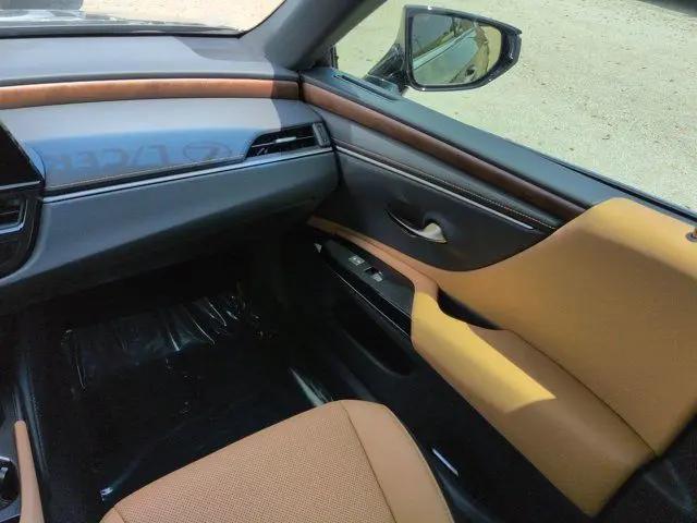2025 Lexus ES 350 ES 350