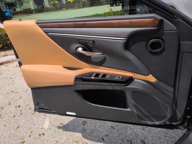2025 Lexus ES 350 ES 350