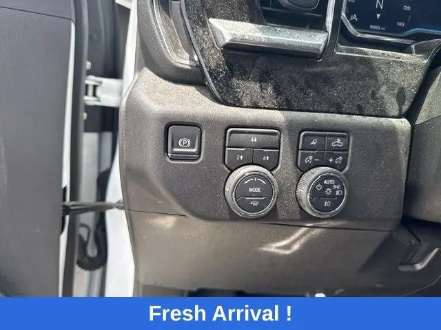2025 Chevrolet Silverado 3500HD 4WD Crew Cab Long Bed LT