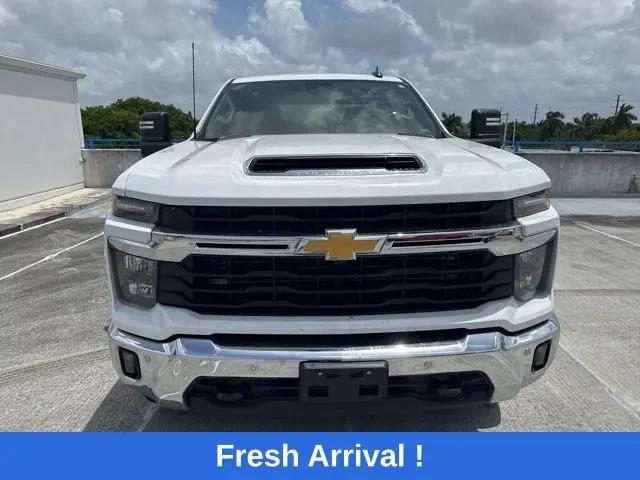2025 Chevrolet Silverado 3500HD 4WD Crew Cab Long Bed LT