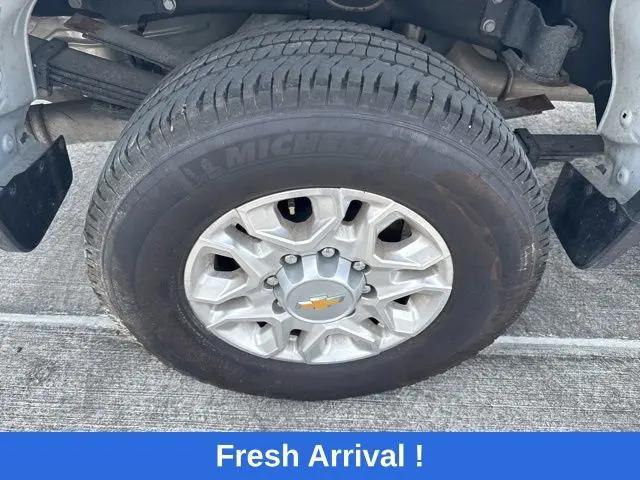 2025 Chevrolet Silverado 3500HD 4WD Crew Cab Long Bed LT