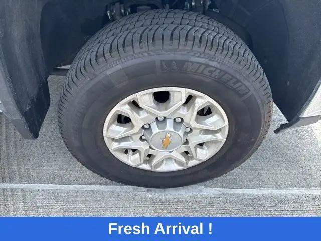 2025 Chevrolet Silverado 3500HD 4WD Crew Cab Long Bed LT