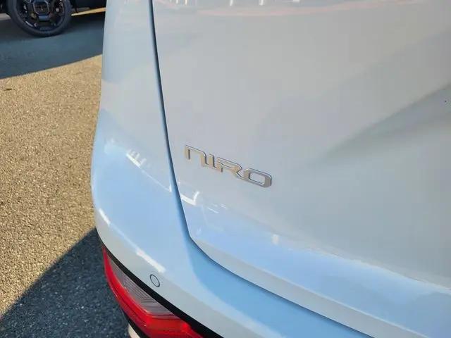 2024 Kia Niro EX