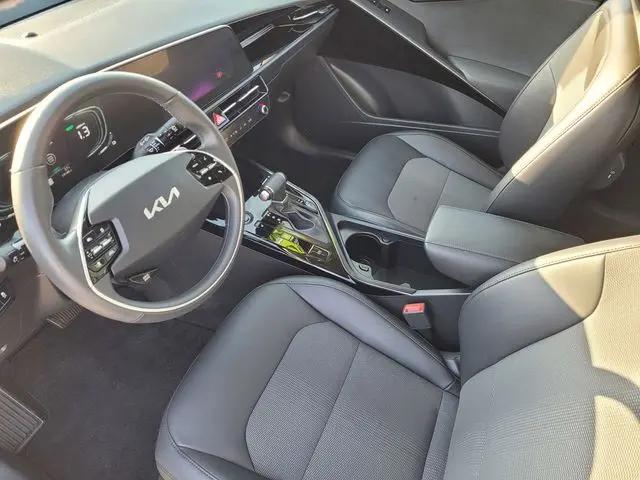 2024 Kia Niro EX