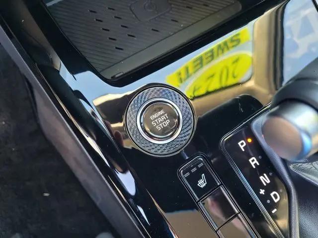 2024 Kia Niro EX