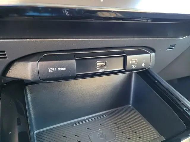 2024 Kia Niro EX