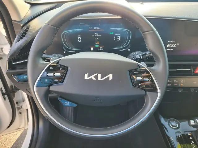 2024 Kia Niro EX