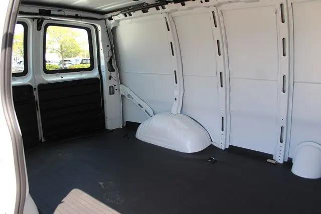 2026 GMC Savana Cargo 2500 Regular Wheelbase, Work Van, RWD