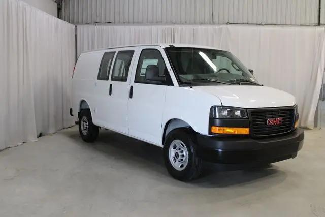 2026 GMC Savana Cargo 2500 Regular Wheelbase, Work Van, RWD