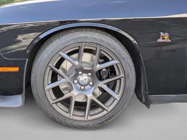 2016 Dodge Challenger R/T Scat Pack