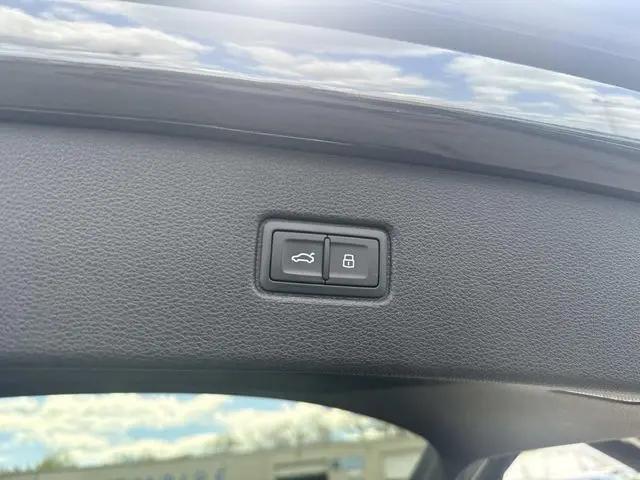2025 Audi Q7 Premium Plus 55 TFSI quattro Tiptronic