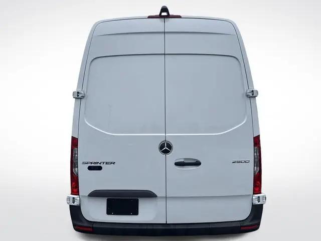 2025 Mercedes-Benz Sprinter 2500 Standard Roof 4-Cyl Diesel
