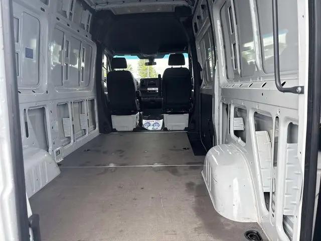 2025 Mercedes-Benz Sprinter 2500 Standard Roof 4-Cyl Diesel