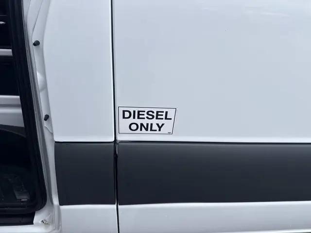 2025 Mercedes-Benz Sprinter 2500 Standard Roof 4-Cyl Diesel