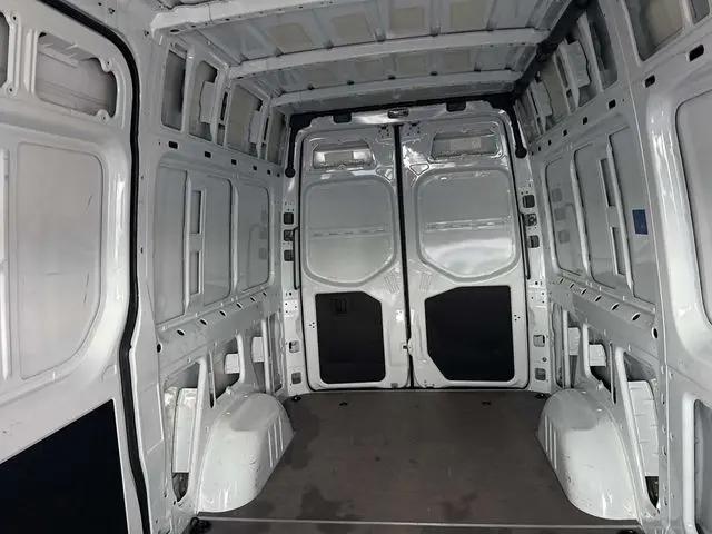 2025 Mercedes-Benz Sprinter 2500 Standard Roof 4-Cyl Diesel