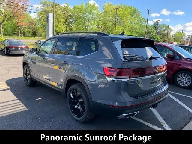 2026 Volkswagen Atlas SE with Technology