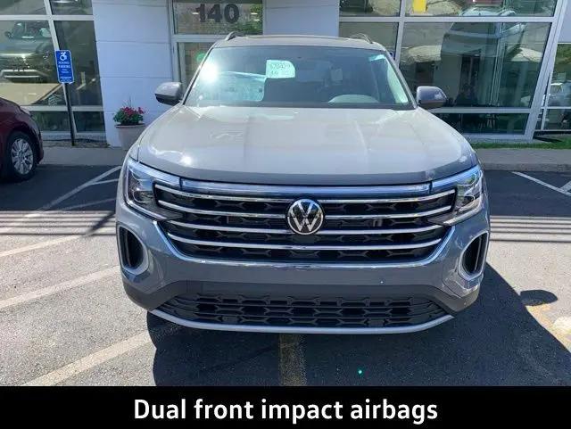 2026 Volkswagen Atlas SE with Technology