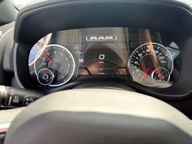 2025 Ram 1500 Big Horn Crew Cab 4x2 5'7" Box