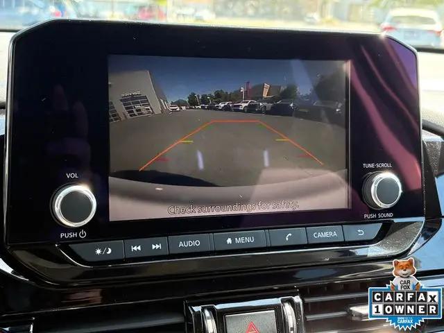 2025 Nissan Pathfinder SV FWD