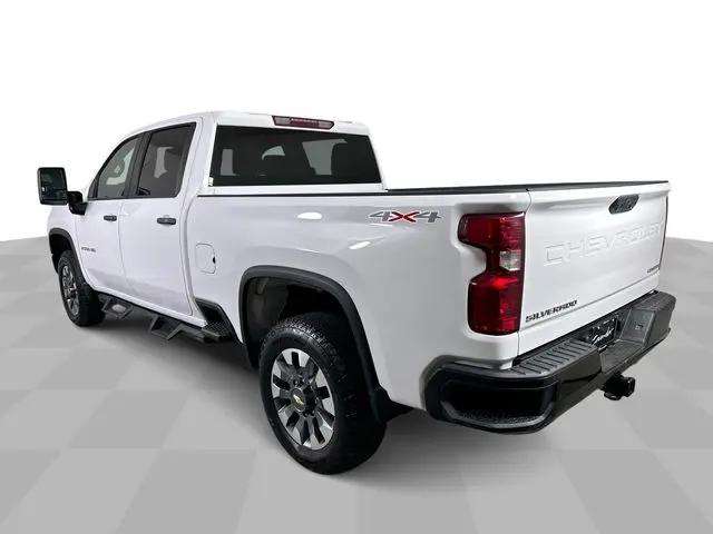 2023 Chevrolet Silverado 2500HD 4WD Crew Cab Standard Bed Custom