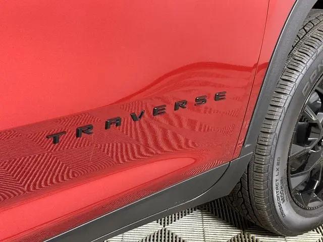 2026 Chevrolet Traverse FWD LT