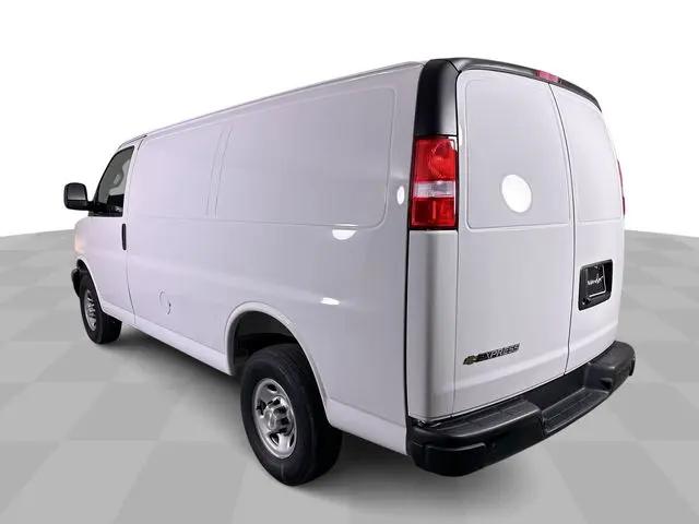 2025 Chevrolet Express Cargo Van RWD 2500 Regular Wheelbase WT