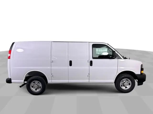 2025 Chevrolet Express Cargo Van RWD 2500 Regular Wheelbase WT