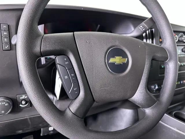 2025 Chevrolet Express Cargo Van RWD 2500 Regular Wheelbase WT