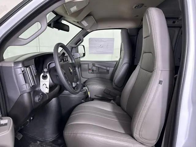 2025 Chevrolet Express Cargo Van RWD 2500 Regular Wheelbase WT