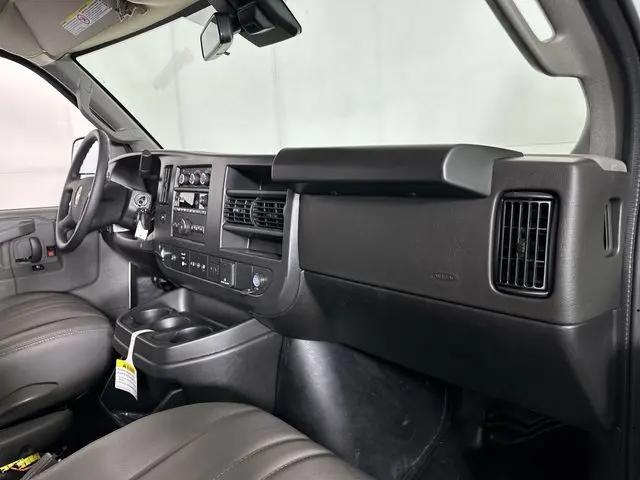 2025 Chevrolet Express Cargo Van RWD 2500 Regular Wheelbase WT