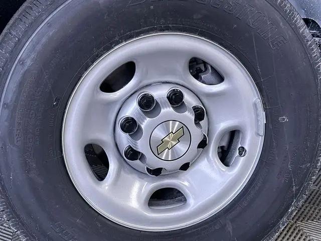 2025 Chevrolet Express Cargo Van RWD 2500 Regular Wheelbase WT