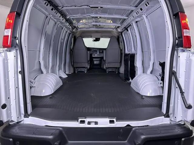 2025 Chevrolet Express Cargo Van RWD 2500 Regular Wheelbase WT