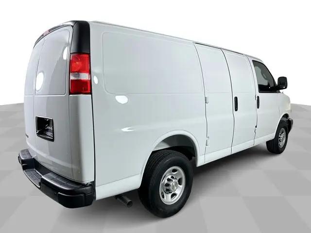 2025 Chevrolet Express Cargo Van RWD 2500 Regular Wheelbase WT