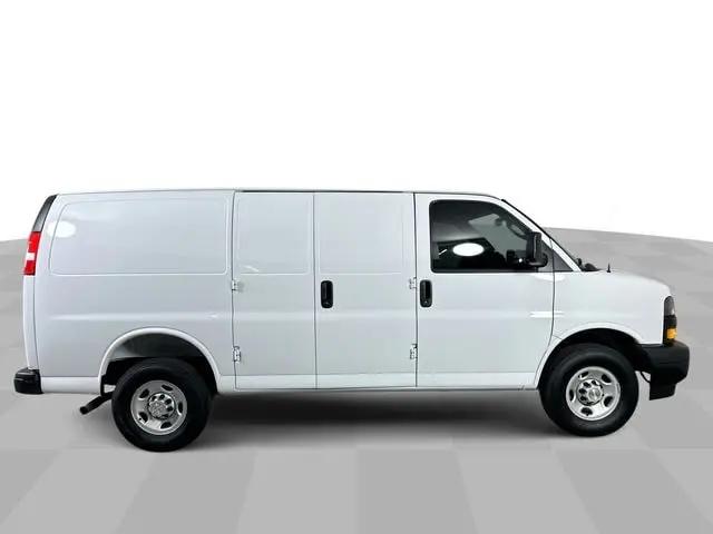 2025 Chevrolet Express Cargo Van RWD 2500 Regular Wheelbase WT