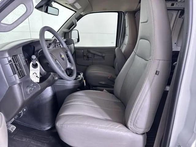 2025 Chevrolet Express Cargo Van RWD 2500 Regular Wheelbase WT