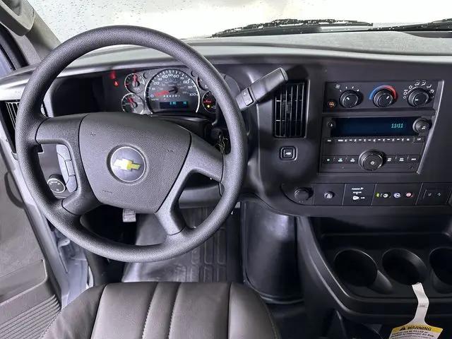 2025 Chevrolet Express Cargo Van RWD 2500 Regular Wheelbase WT