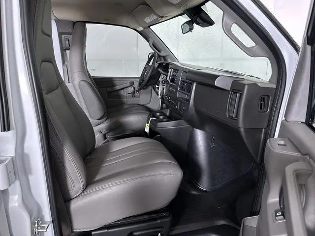 2025 Chevrolet Express Cargo Van RWD 2500 Regular Wheelbase WT
