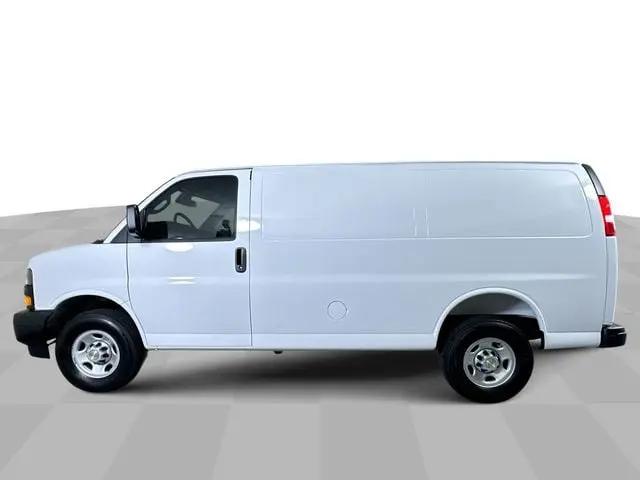 2025 Chevrolet Express Cargo Van RWD 2500 Regular Wheelbase WT
