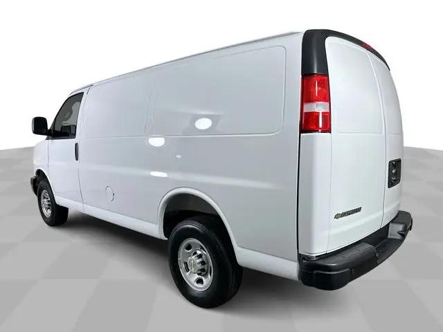 2025 Chevrolet Express Cargo Van RWD 2500 Regular Wheelbase WT