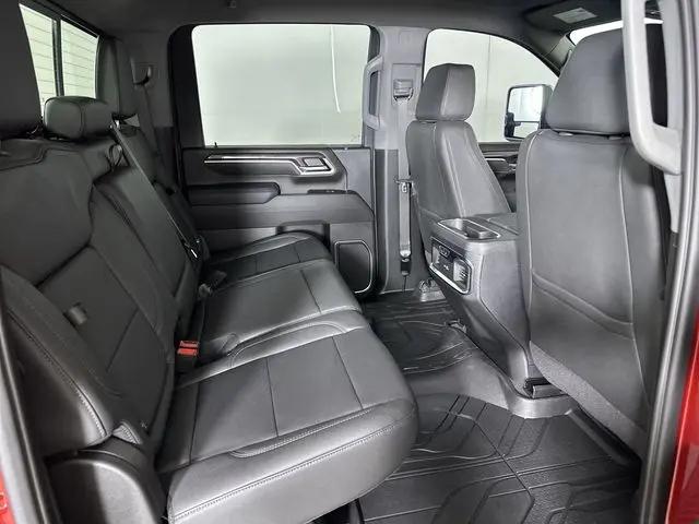 2026 Chevrolet Silverado 3500HD Crew Cab, Long Bed, LTZ Dual Rear Wheel, RWD