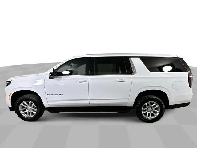 2026 Chevrolet Suburban LT, 4WD