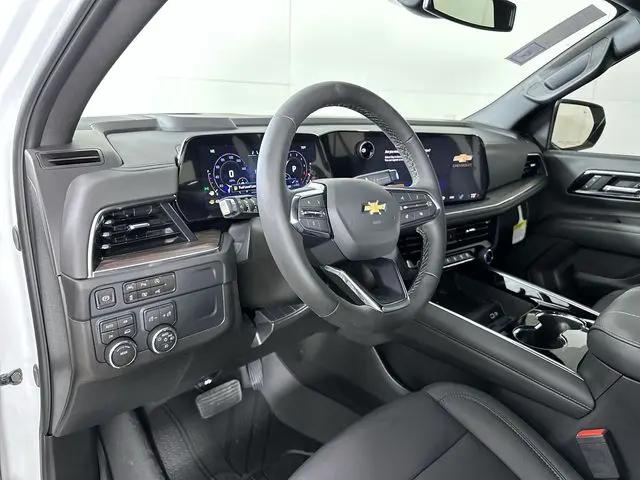 2026 Chevrolet Suburban LT, 4WD