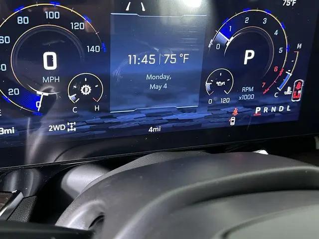 2026 Chevrolet Suburban LT, 4WD