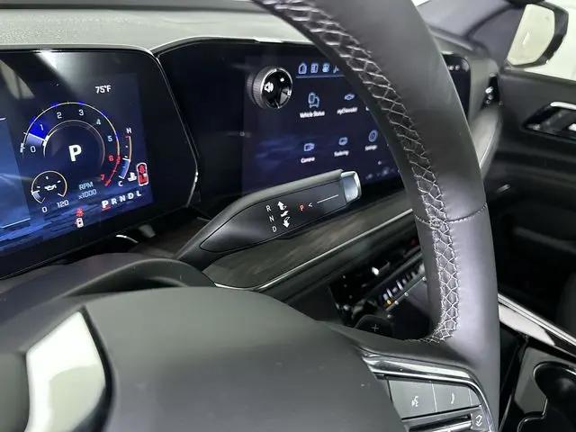 2026 Chevrolet Suburban LT, 4WD