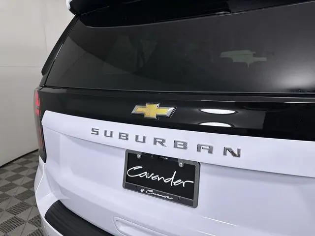 2026 Chevrolet Suburban LT, 4WD